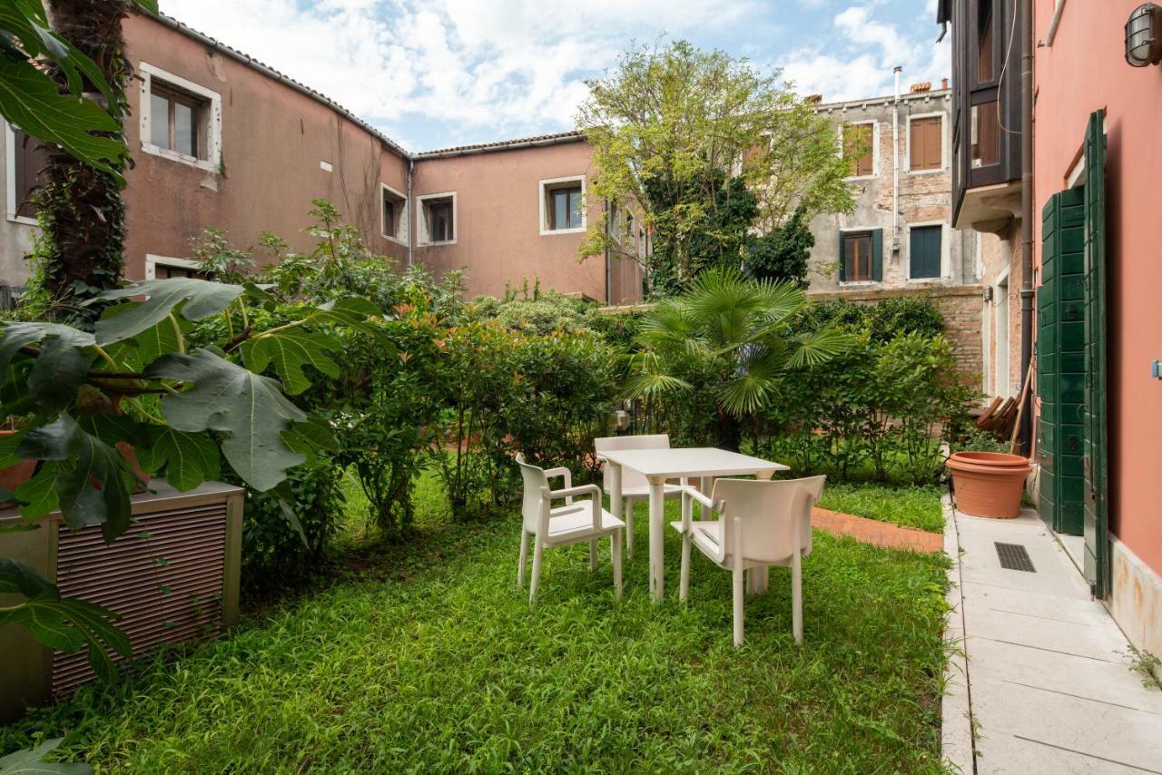 Garden Apartment Venedig Eksteriør billede